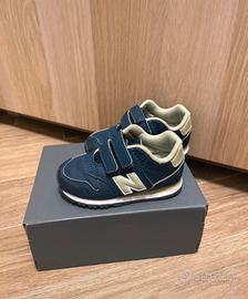 New Balance bimbo numero 21