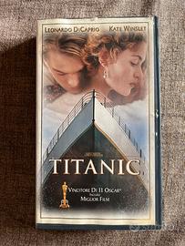 Titanic VHS