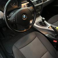 BMW serie 3 e90  4400€ anno 2007 177 cavalli