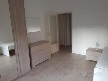 Camera singola via Battistotti Sassi - Milano