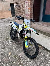 Husqvarna TE 300 i