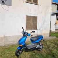 Aprilia SR 50 (Scooter)