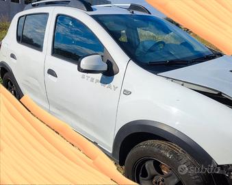 Ricambi vari dacia sandero anno 2015 cc 1.5 d