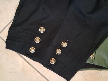 4 pantaloni 2 gonne 