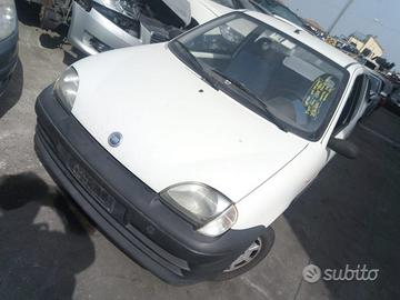 Ricambi usati fiat 600 anno 2000