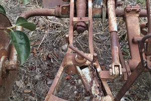 Attrezzi agricoli usati