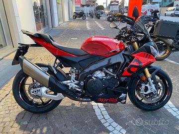 Aprilia Tuono V4 - 2023