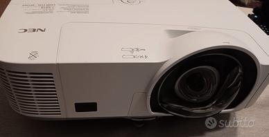 proiettore  nec M 260 XS