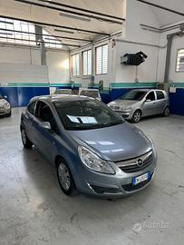 Opel Corsa 1.2 3 porte Club