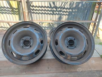 Cerchi 6J15H2 ET23 4 fori R15