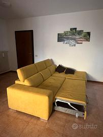 Divano letto con chiase longue