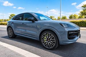 PORCHE CAYENNE S COUPè 3.0 V6 HYBRID PLUG-IN SPORT
