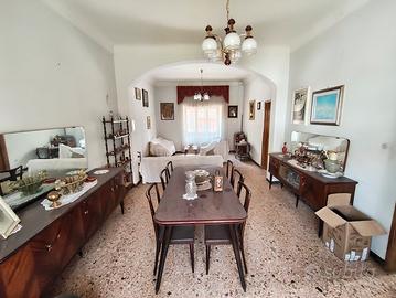 Villa Bifamiliare 266 mq a Raiano - Divisibile