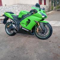 Kawasaki ninja ZX 6 r