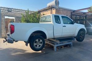NISSAN NAVARA D40