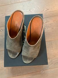 Scarpa sabot in pelle scamosciata