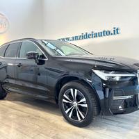 VOLVO XC60 B4 (d) AWD Geartronic Momentum Pro