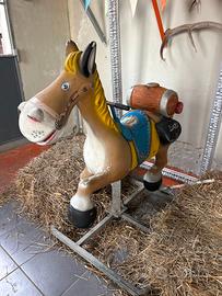 Elemento scenografico da giostra vintage