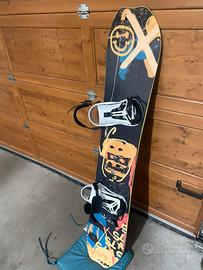 Snowboard Slash 154 + attacchi Union come nuovi