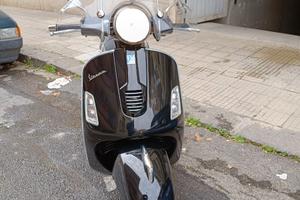 Vespa GTS 300