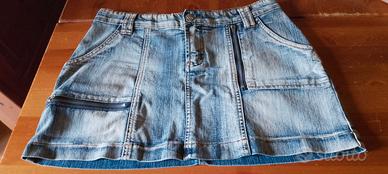 Minigonna in jeans con zip