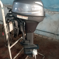 Motore ausiliario Yamaha 9.9 con trim