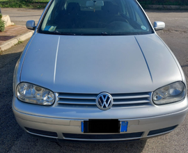 Volkswagen Golf 2004