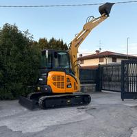 E257-ESCAVATORE KOMATSU PC55