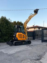 E257-ESCAVATORE KOMATSU PC55