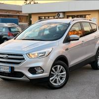 Ford Kuga 1.5 TDCI 120 CV S&S 2WD ST-Line Business
