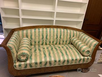 Divano biedermeier
