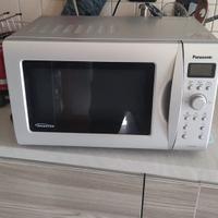 Microonde panasonic NN-GD468M