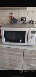 Microonde panasonic NN-GD468M