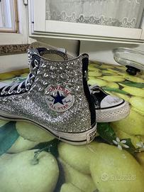 Converse stilizzate da donna