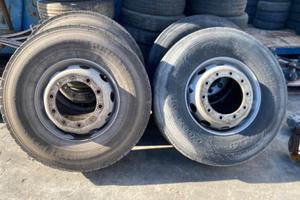 Gomme Usate 315/80/R22.5 156/150L Pneumatici Sempe