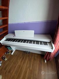 Pianoforte Yamaha YDP 143