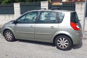  Scenic anno 2007 1.5 dci 106 cv