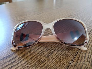 Occhiali da sole beige con dettagli a fascia 