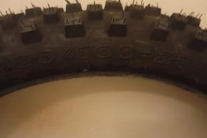 Gomma Pneumatico Anteriore Motocross Enduro Nuovo