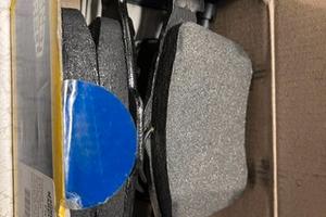 71772218 Serie pastiglie freno