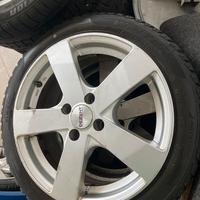 Cerchi in lega Dezent 16 pollici, centraggio Fiat