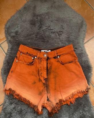 Shorts MSGM arancio usati pochissimo