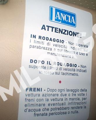 Lancia fulvia adesivi manutenzione rodaggio