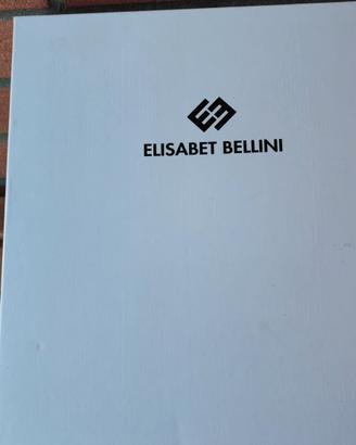 Scarpe con tacco alto 