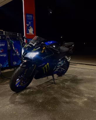 Yamaha r 125