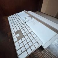 Apple Magic Keyboard / Tastiera con tastierino