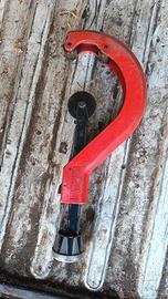 tagliatubi idraulico 50-140