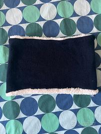 Paracollo in lana Guess Bianco con pelo