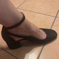 Decollete con cinturino