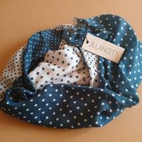 Grande sciarpa pallini bianchi e blu  
